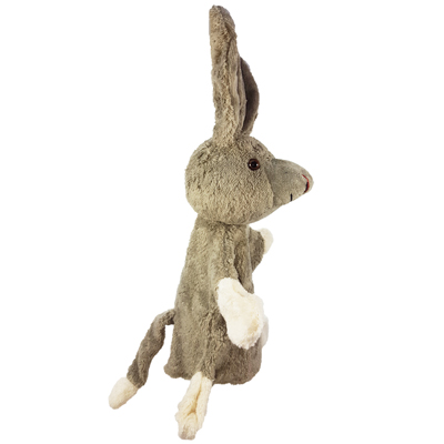 Kallisto Handpuppe Hase, Seitenansicht mit langen Ohren, cremefarbenem Schwanz und Pfoten