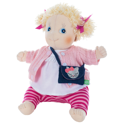 Rubens Puppe mit rosa Strickjacke, Ringelhose und der Kitty-Jeans-Tasche