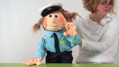 Living Puppets police clothing set 3-piece (for hand puppets 65 cm) Demo